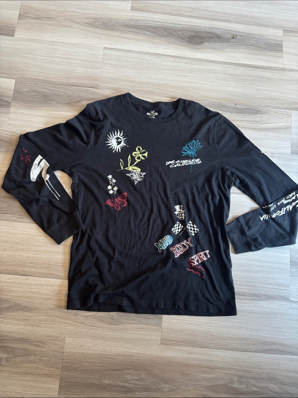 Black Graphic Long-Sleeve Tee